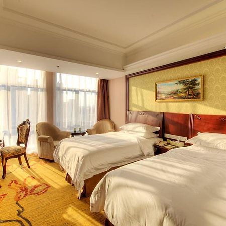 Vienna Hotel Shanghai Happy Valley Songjiang Exterior foto